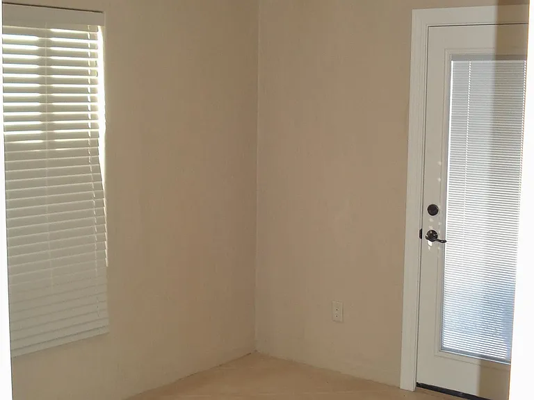 2531 E Drachman St — Photo 12