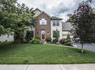 5446 Bullfinch Dr, Westerville, OH 43081