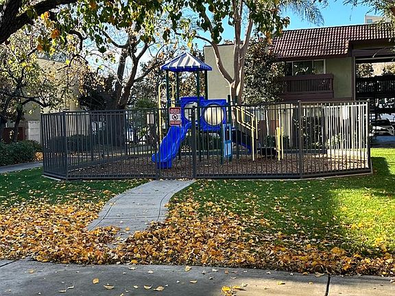 3rd image of 2881 E Huntington Blvd #235