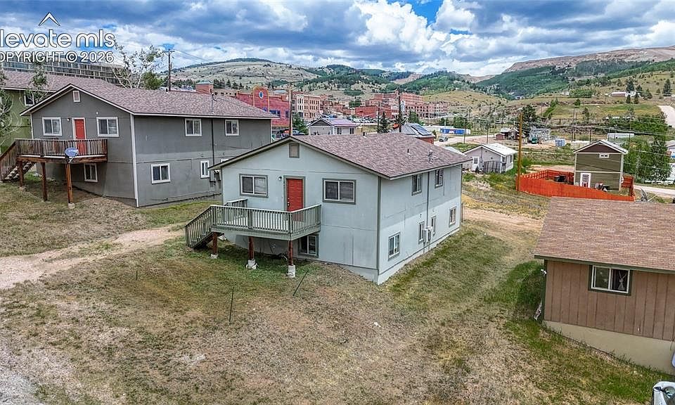 1st image of 304 S 1st St
