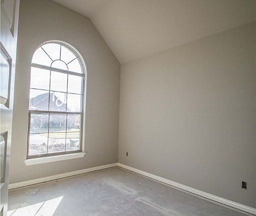 5th image of 1667 Laurel Lndg