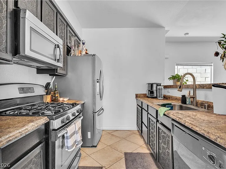 1409 Sycamore Spring Ct — Photo 11