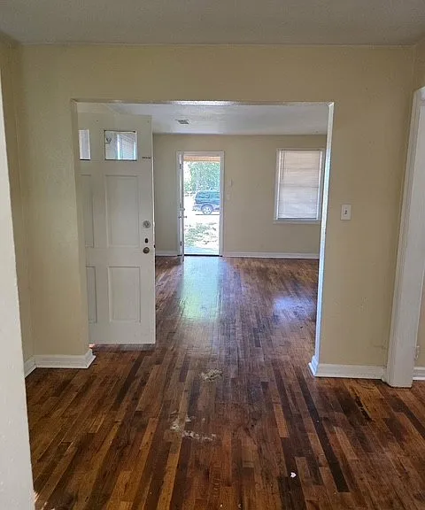 2443 S Lumpkin Rd — Photo 5