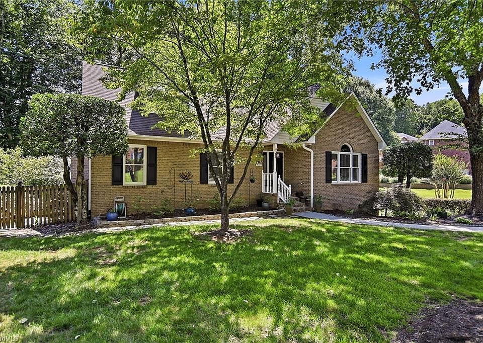 1st image of 5009 Meadow Hill Ct