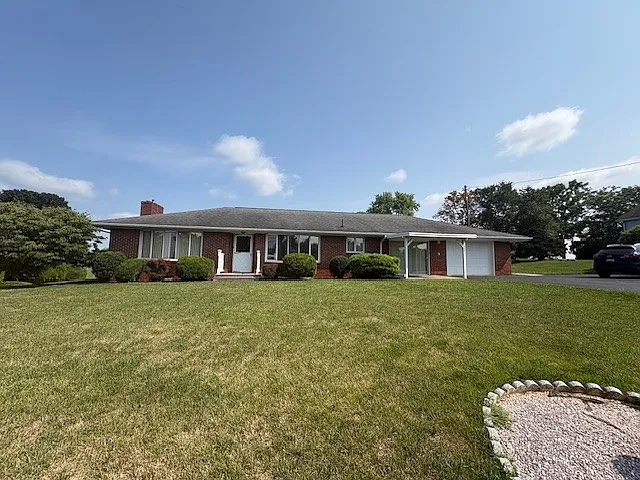 639 Mason Dixon Rd — Photo 1