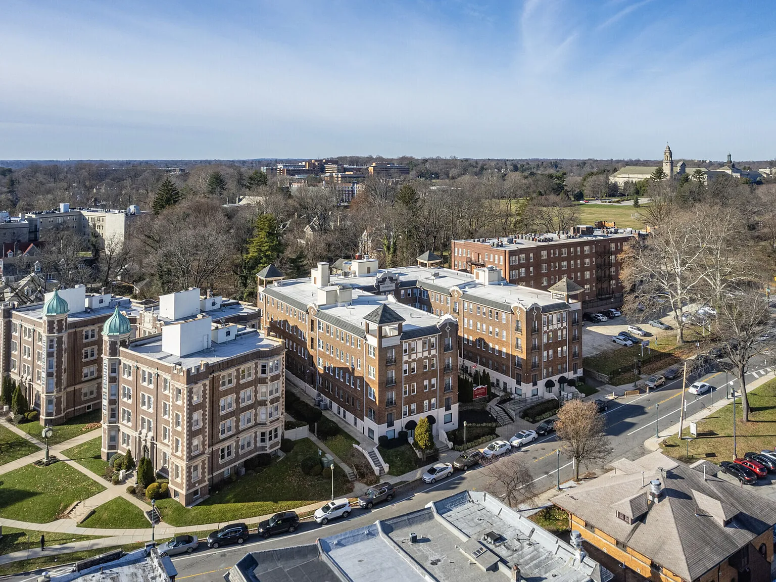 Pennbrook Apartments — Photo 1