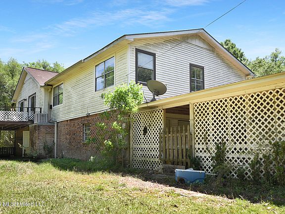 3rd image of 9107 Bayou Cumbest Rd