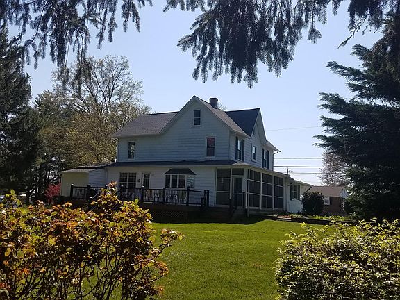 3rd image of 2107 Walmsley Dr