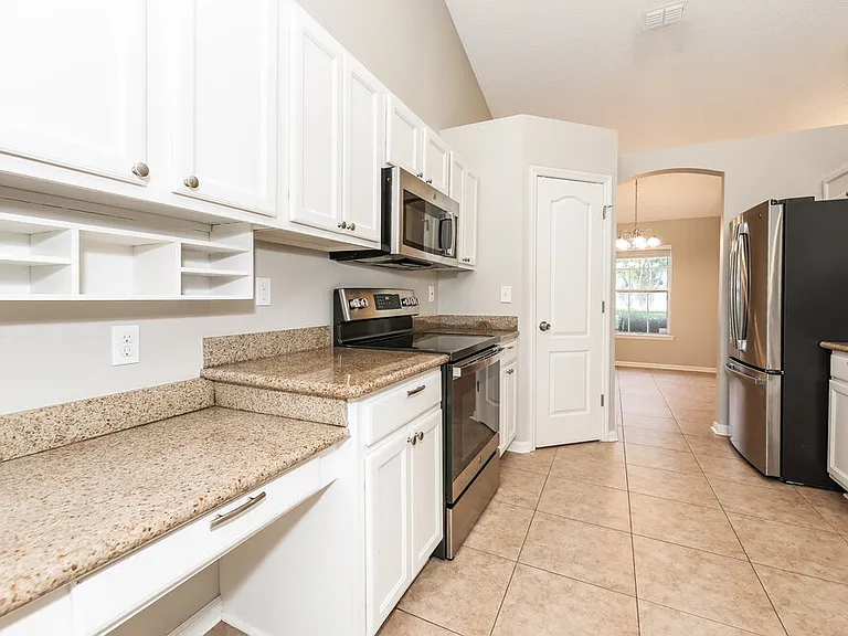 1266 Summit Oaks Dr E — Photo 9
