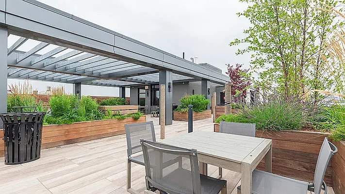 Rented by Nooklyn NYC LLC | media 12