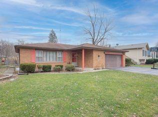 18807 Royal Rd, Homewood, IL 60430