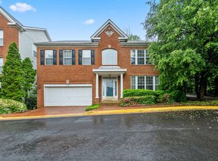 4280 Branch Brigade Ln, Fairfax, VA 22033