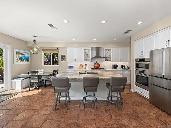 3rd image of 12820 Hideaway Ln