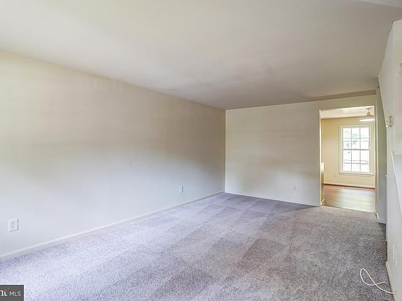 5th image of 20513 Strath Haven Dr