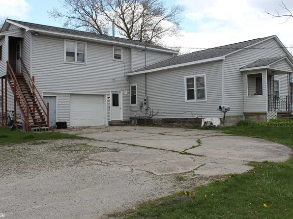 706 W Locust St, Bloomfield, IA 52537