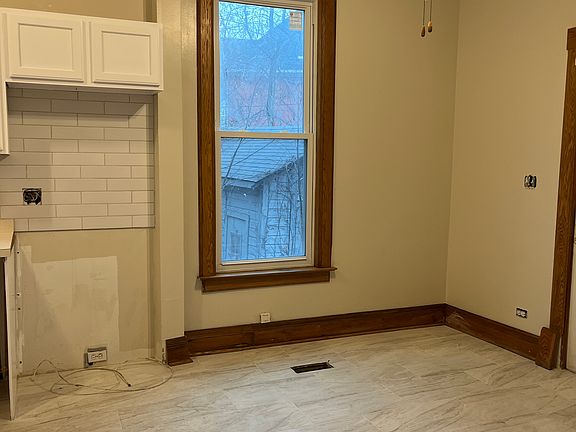 5th image of 7711 S Eggleston Ave