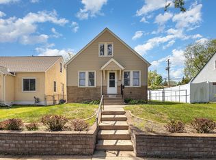 2028 3rd St E, Saint Paul, MN 55119