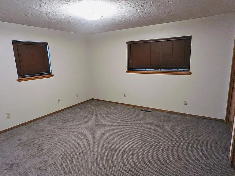 2657 Chateau Dr — Photo 41