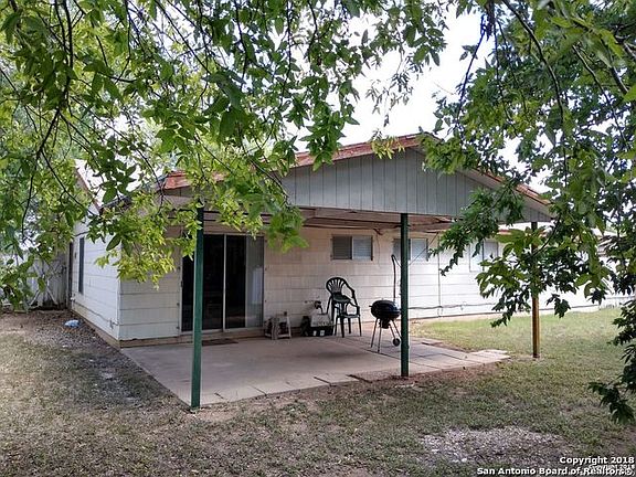 3rd image of 7502 Barryhill St