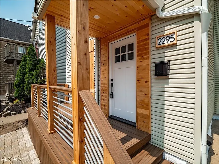 2295 Thurman Ave — Photo 40