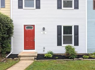 90 Little Creek Ln, La Plata, MD