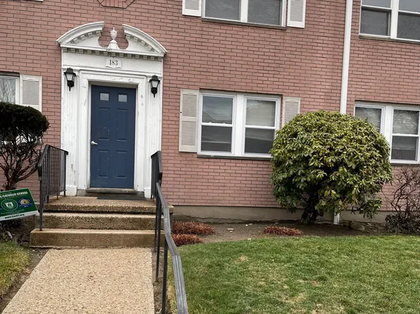 183 Seaton Rd APT 2, Stamford, CT 06902