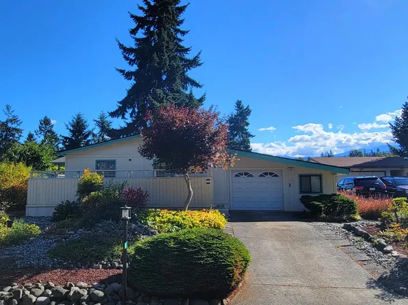 90 Parkwood Blvd, Sequim, WA 98382