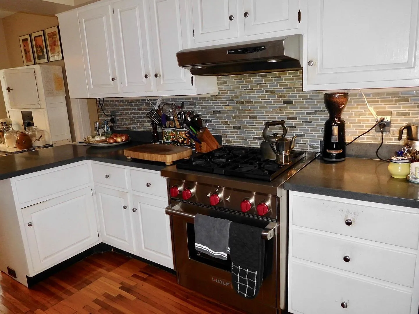 3 bed, 2000 sqft, $2,200 — Photo 3