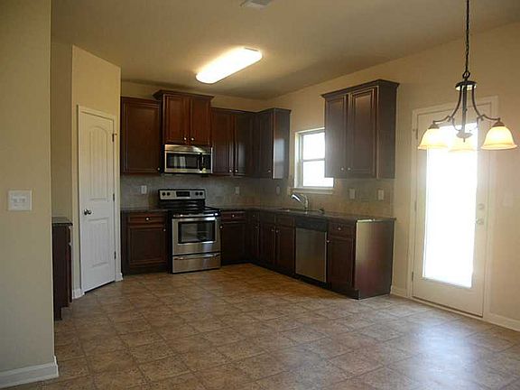2nd image of 408 Astoria Way