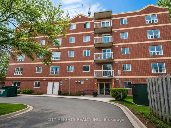 626 1st St #101, London, ON N5V 2A2