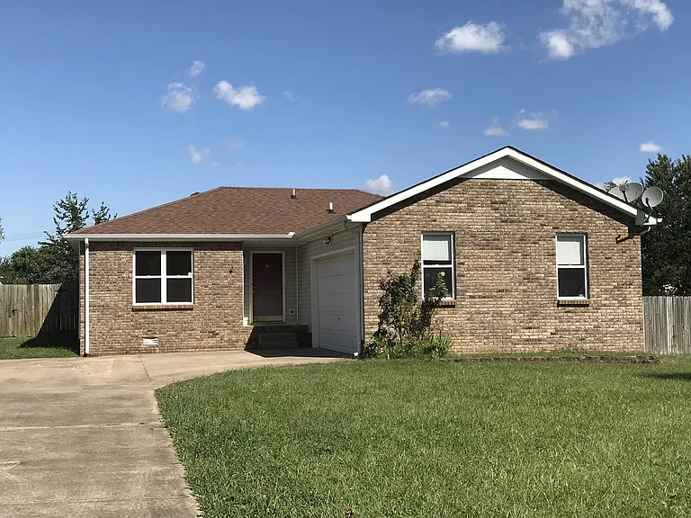 1771 Cherry Point Ct — Photo 1
