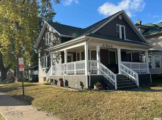 626 Argyle Ct, Clinton, IA 52732