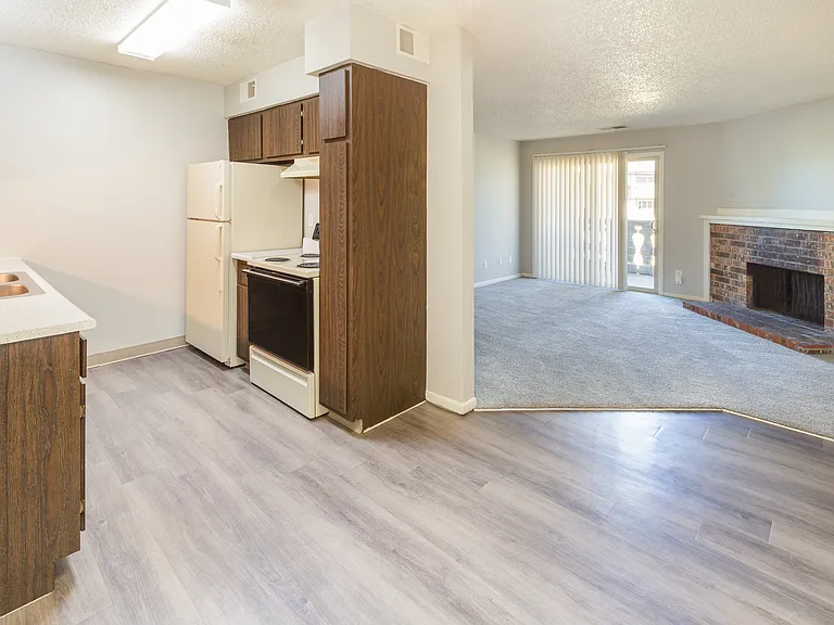 Berkshire Apartments — Photo 13