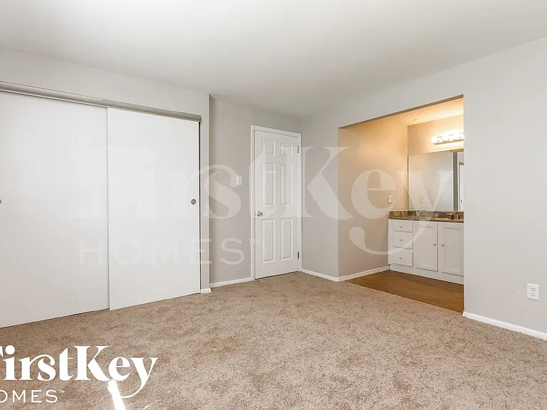 10137 Lawnhaven Ct — Photo 10