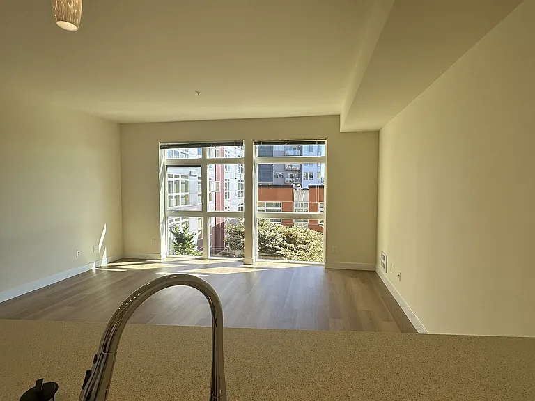 Library Place Apartments — Photo 55
