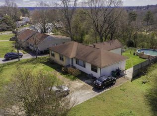 3512 Connelly Ln, Chattanooga, TN 37412
