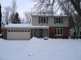 2415 Lyman Dr, Lansing, MI 48912