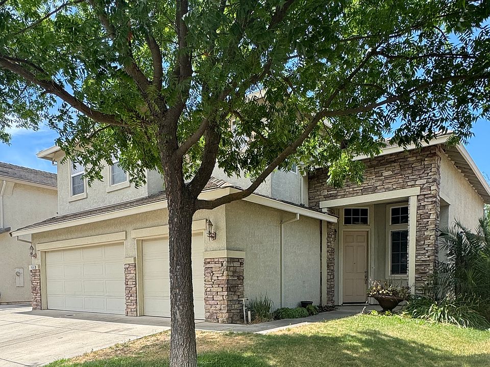 1st image of 3526 Garden Rose Dr