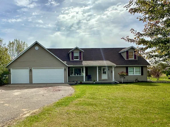 1309 214th Ave, New Richmond, WI 54017
