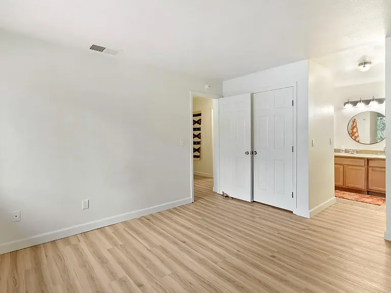 3715 Tallyho Dr #162 — Photo 4