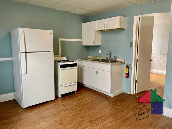 35 Merchant St., 35 Merchant St APT 3, Barre, VT 05641