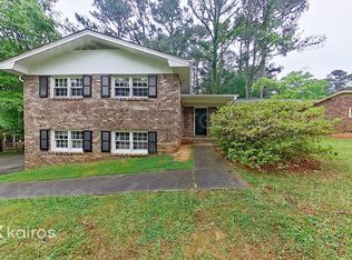 6391 Sherwood Trl, Austell, GA 30168
