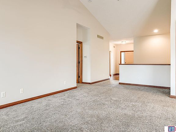 3rd image of 9225 S 71st St