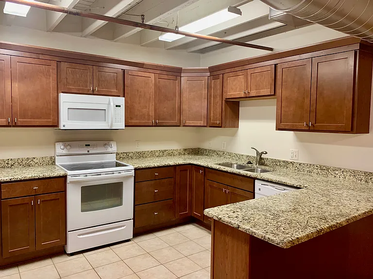 213 S 4th Ave #2B — Photo 7