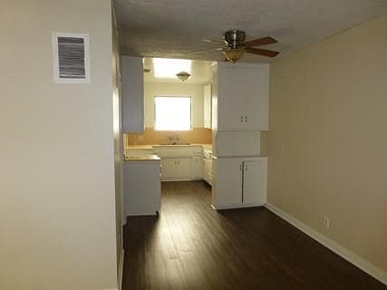 4th image of 4650 Cahuenga Blvd APT 10