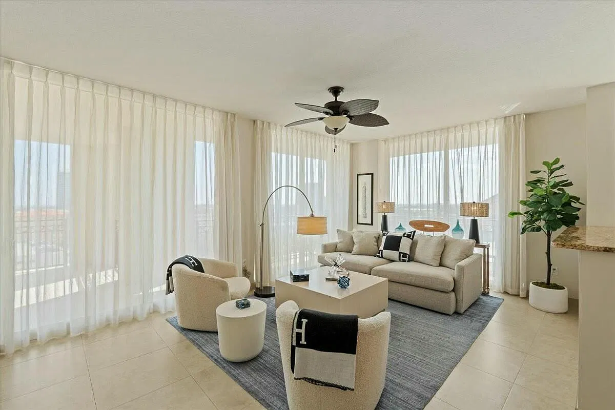 550 Okeechobee Blvd — Photo 4