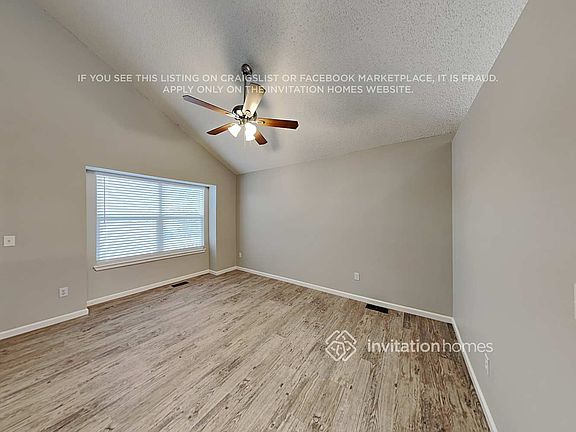 5th image of 1452 Canoe Creek Dr