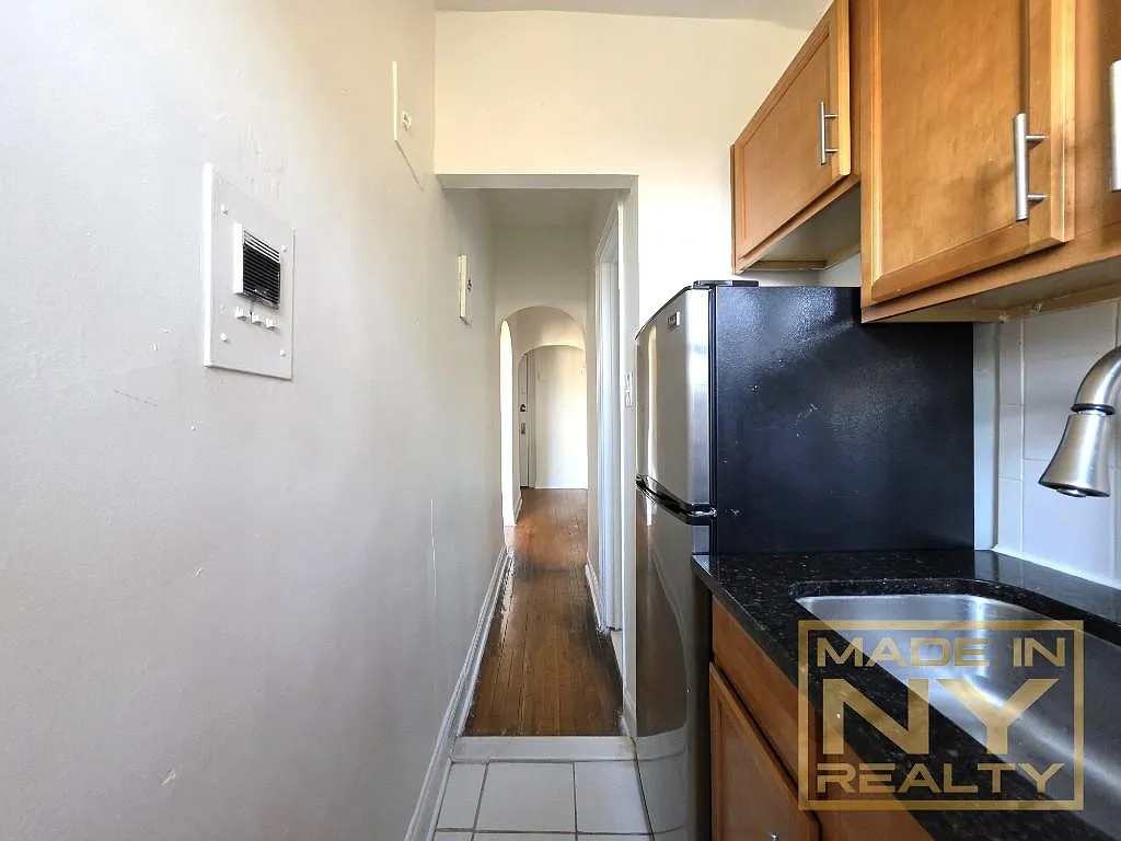 Building Photo - 12220 Ocean Promenade #2G