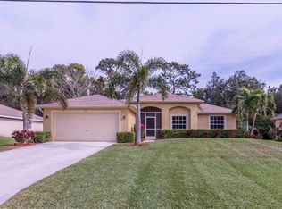 1821 SW 22nd Ct, Cape Coral, FL 33991