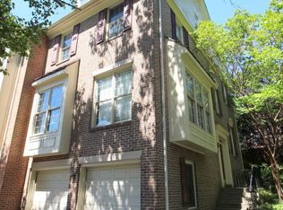 6032 Kelsey Ct, Falls Church, VA 22044